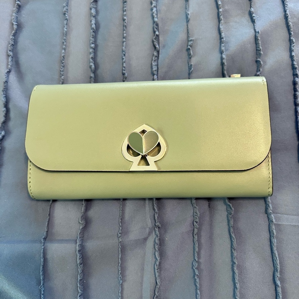 Kate Spade Mint Green Wallet